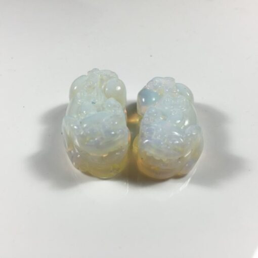 Mặt dây chuyền Tỳ hưu đá xà cừ Labradorite